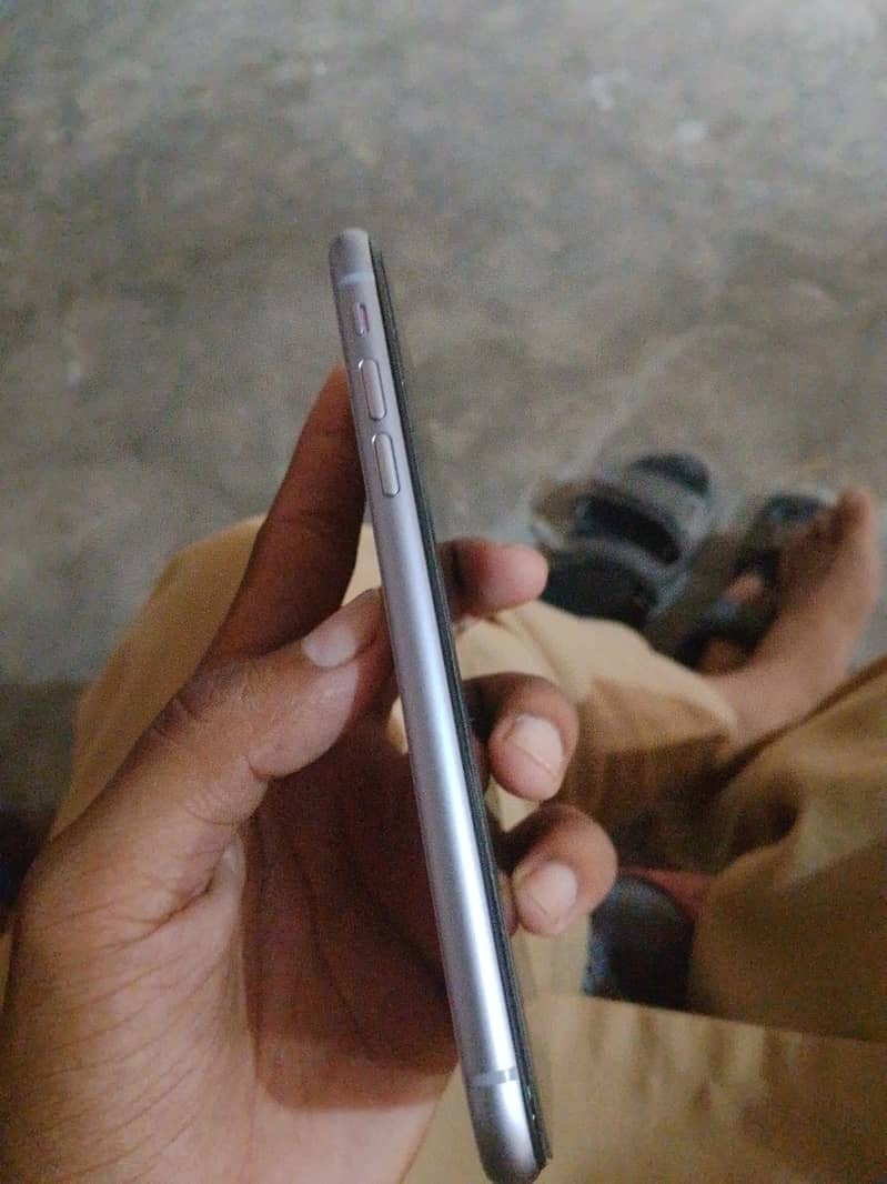Apple iPhone 11 1