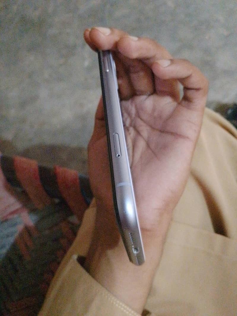 Apple iPhone 11 3