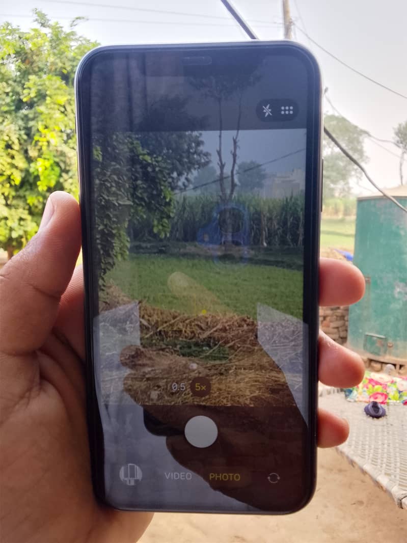 Apple iPhone 11 12