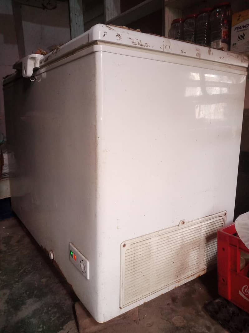 Chest Freezer 0