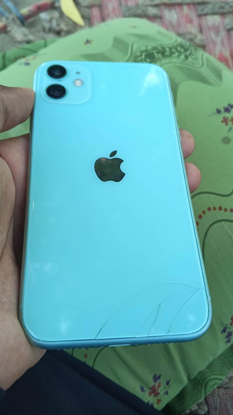 Apple iPhone 11 3