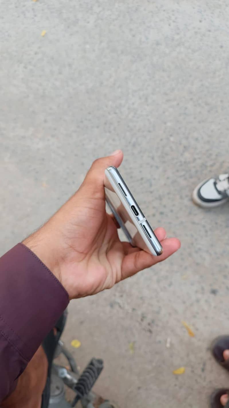 Google Pixel 6 Pro 2