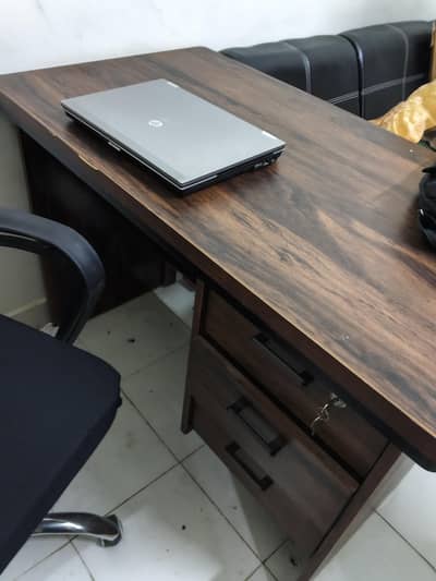 3Tables 3Chairs & 3 Single Sofas Like New