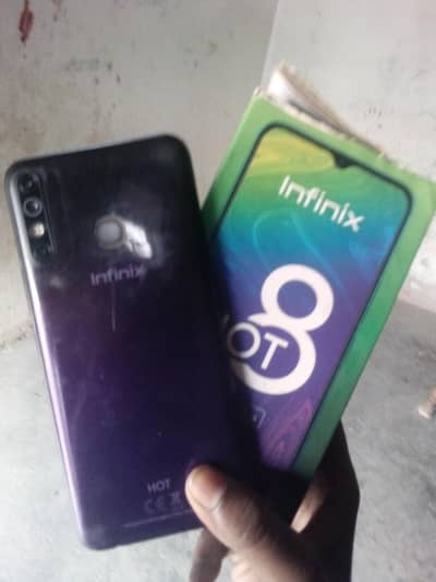 Infinix Hot 8