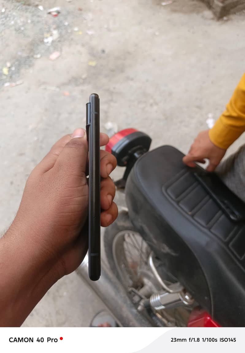 Google Pixel 6 4