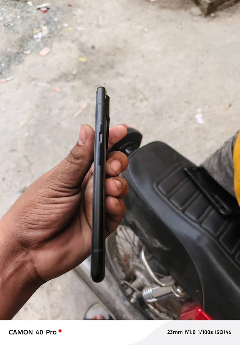 Google Pixel 6 5