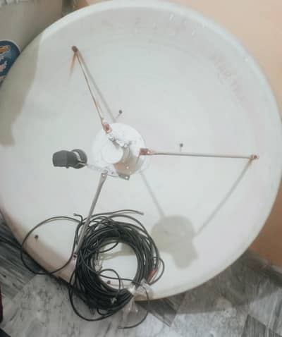 Dish 4 fit size with Reciever remote & wire complete in low price