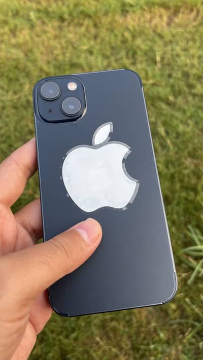 IPhone 13 FACTORY UNLOCK 98BH warranty jan ma exp hui ha Box cable