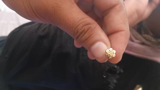 21K Gold Tops Jori 0.46g - Urgent Sale