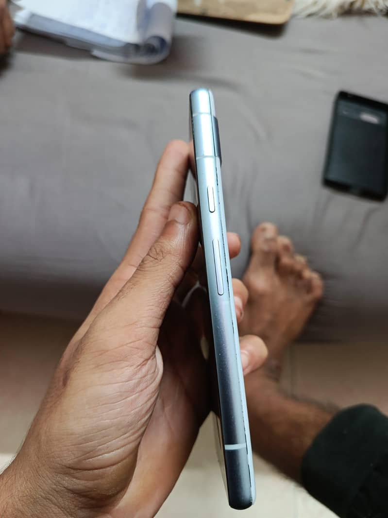 Google Pixel 7a 3