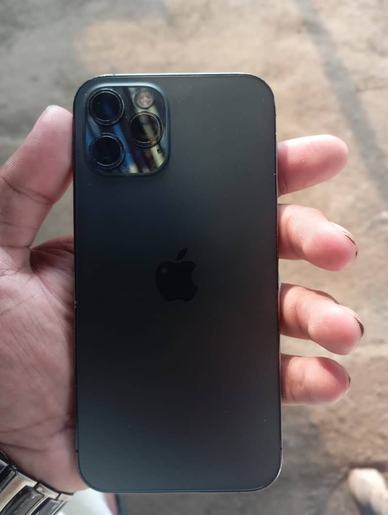 Apple iPhone 12 Pro 0