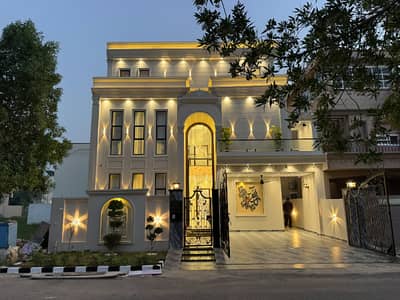 10 Marla Beautiful Brand New House Available for sale Citi housing Gujranwala