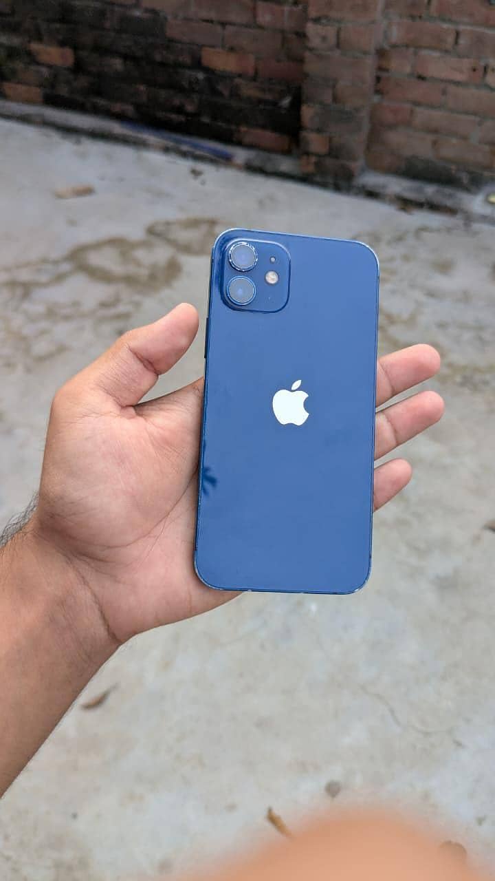 Apple iPhone 12 5