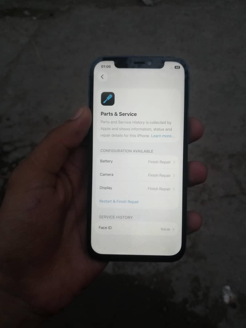 Apple iPhone 12 4