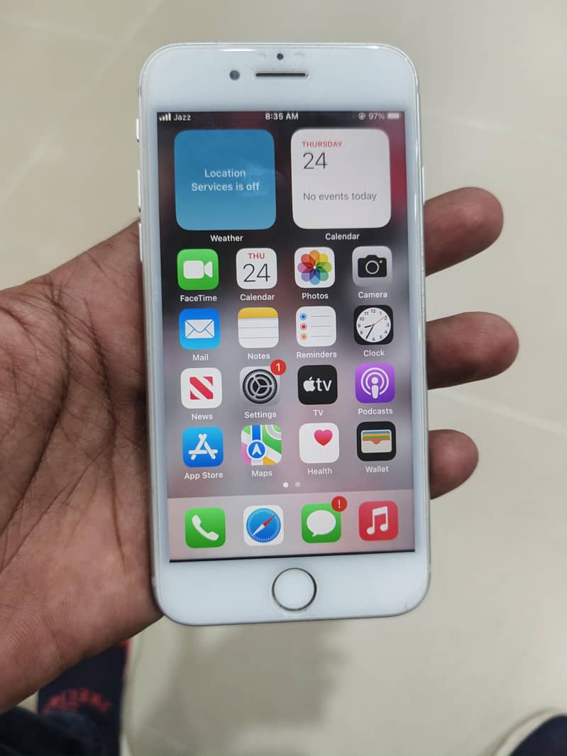 Apple iPhone 8 0