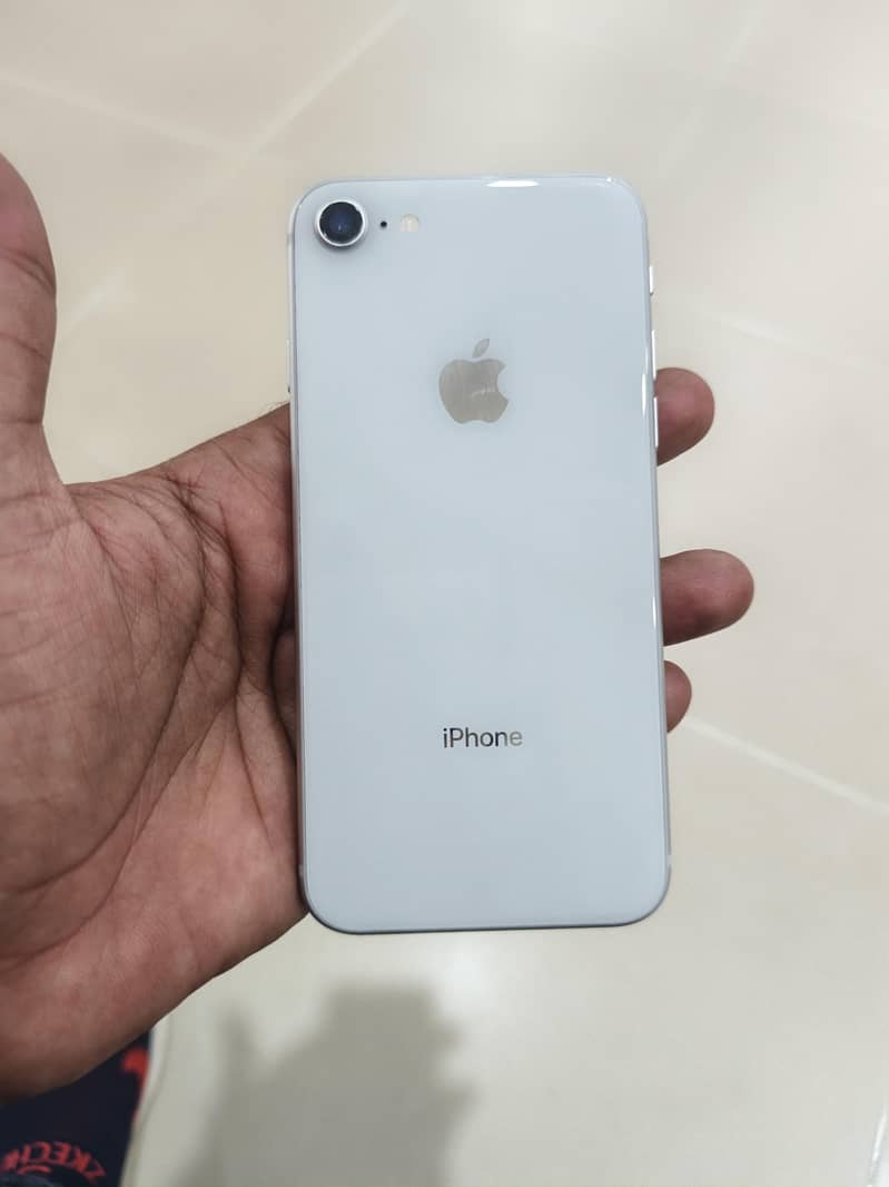 Apple iPhone 8 2