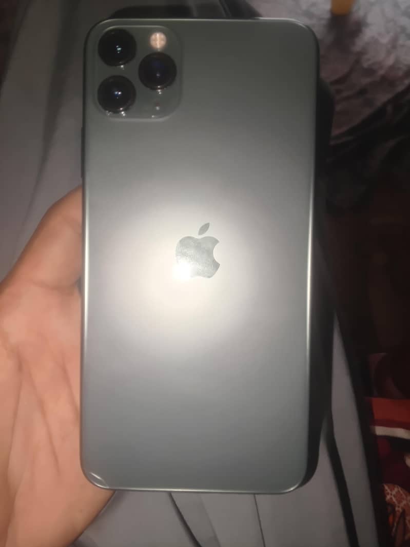 Apple iPhone 11 Pro Max 1