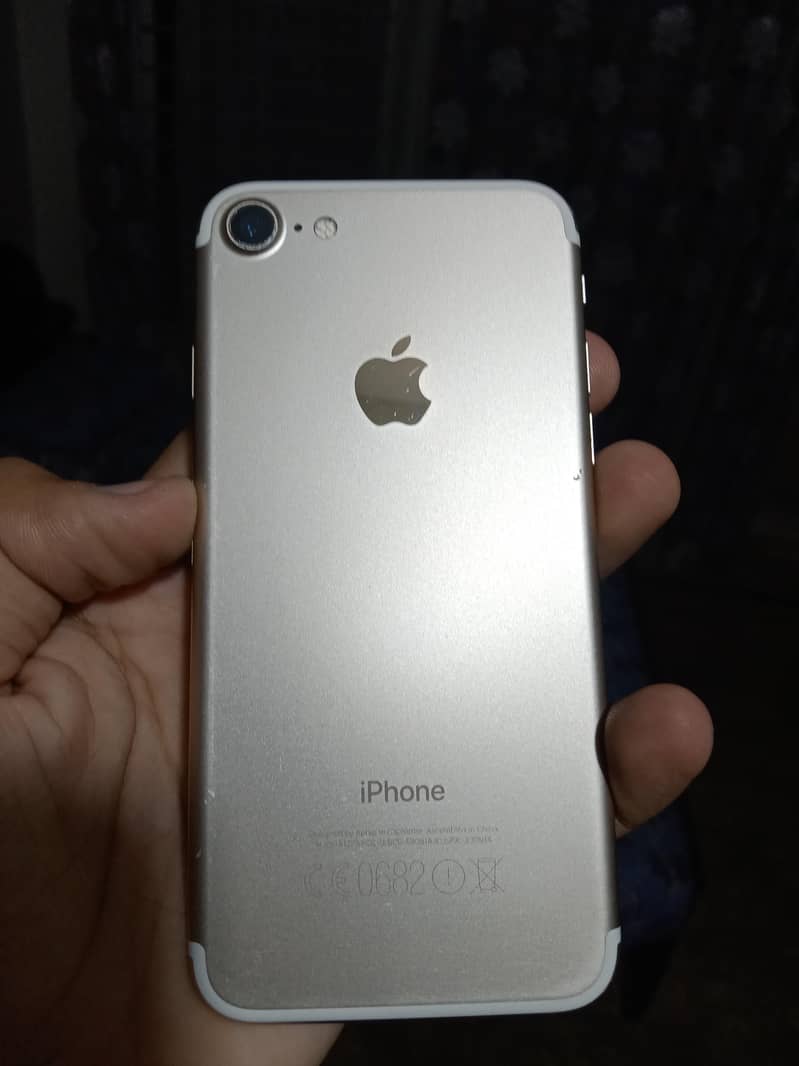 Apple iPhone 7 9
