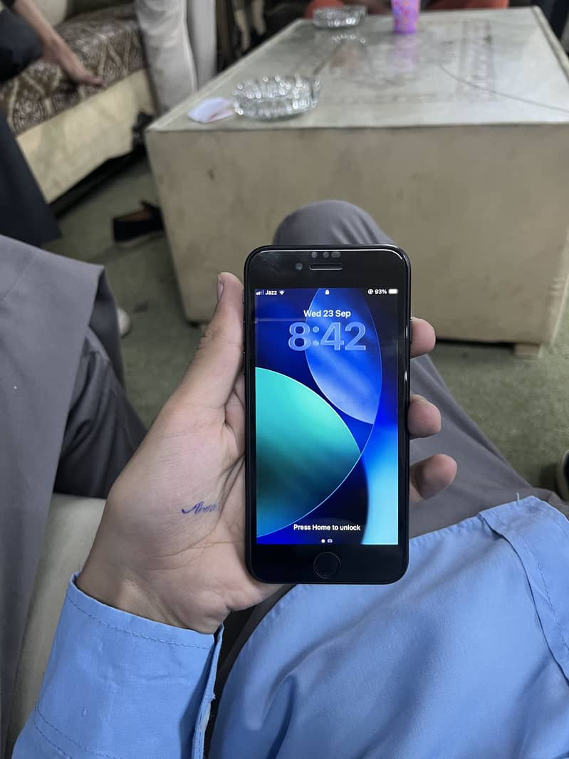 iPhone se 2 1