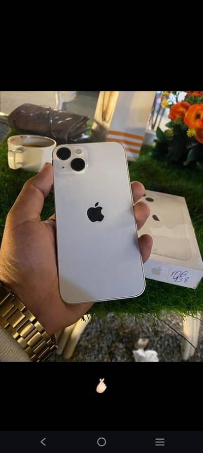 Apple iPhone 13