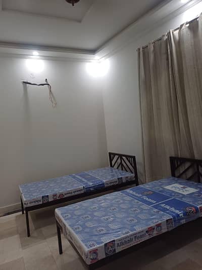 AR Luxurious Grand Girls Hostel