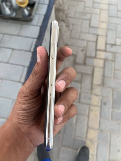 iPhone XS