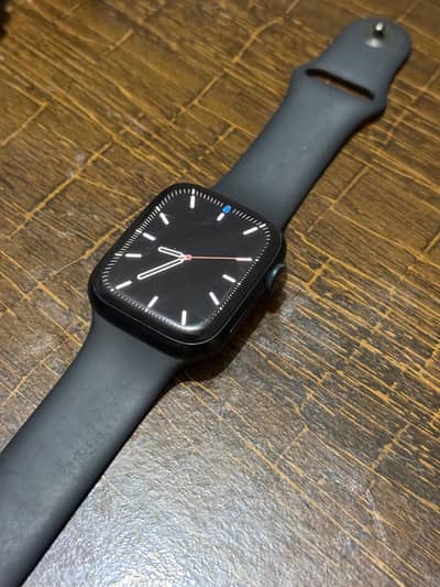 Apple watch series 9 (45mm)