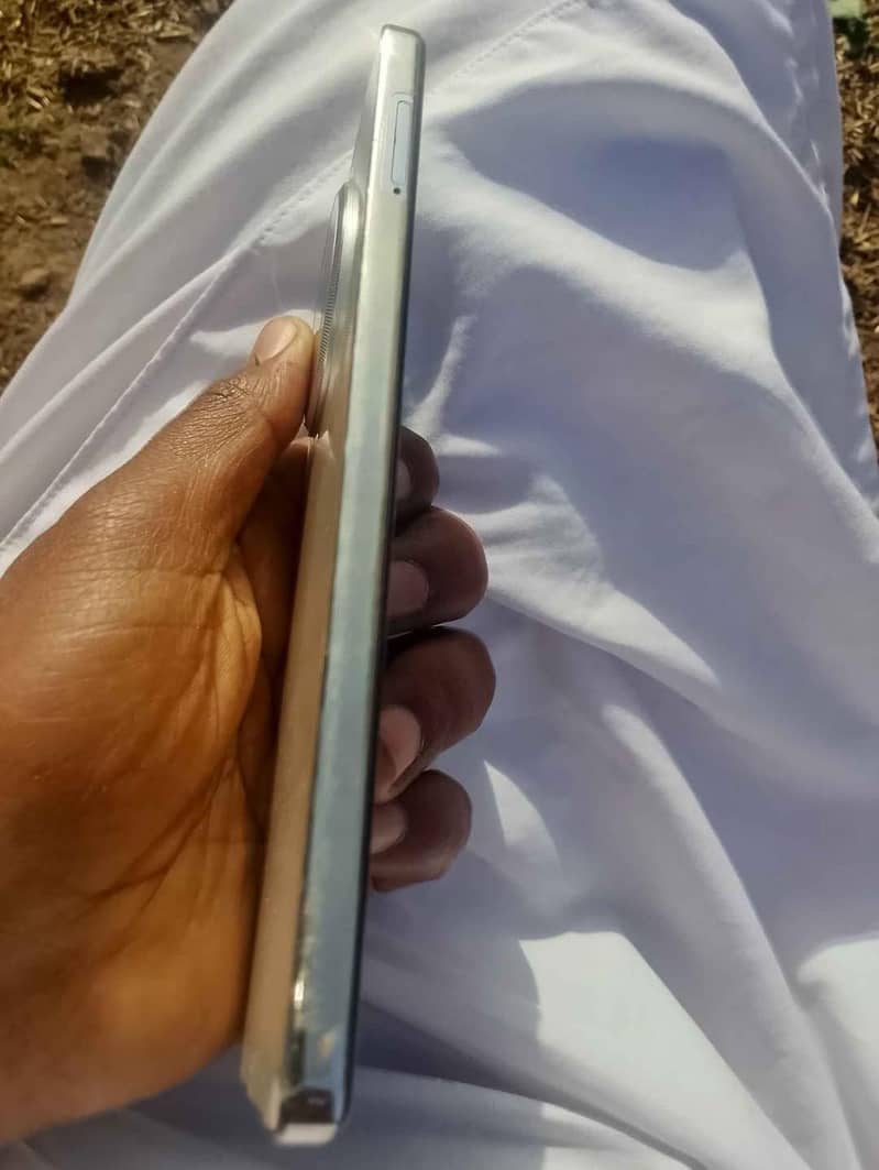 tecno camon 30 1