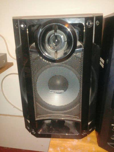 speakers