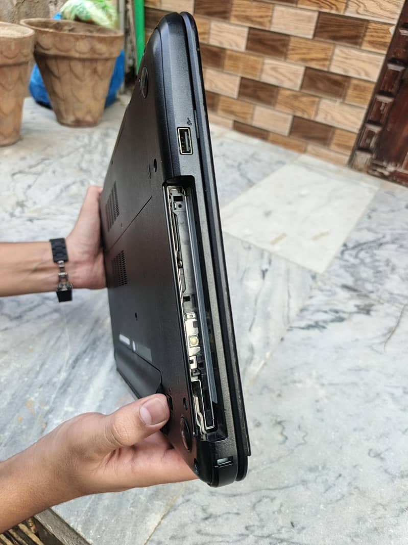 Device name (DESKTOP. . 7058) 2