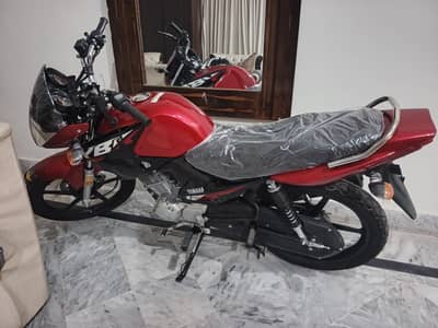 YAMAHA YBR 2025/26  (0322-3276769) 10/10 Cndition