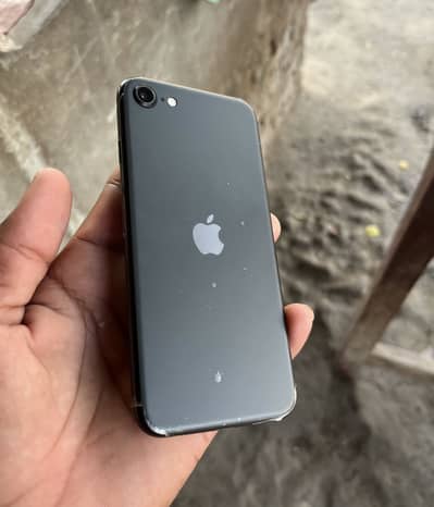 iPhone SE 2020 (3GB/64GB) Black - PTA Approved⁠