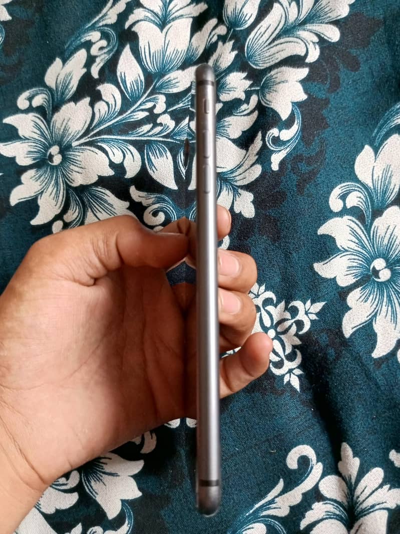 Apple iPhone 8 Plus 2