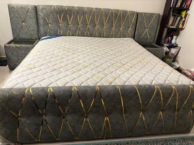 Velvet Cushioned Bedroom Set