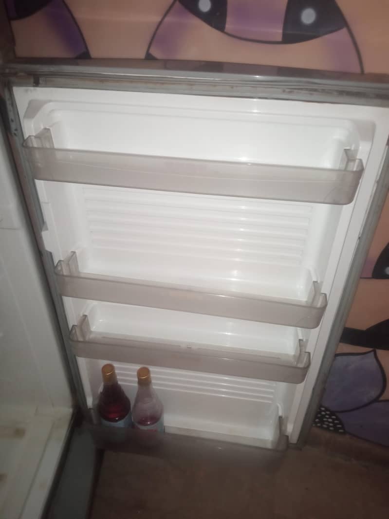 old Fridge 7