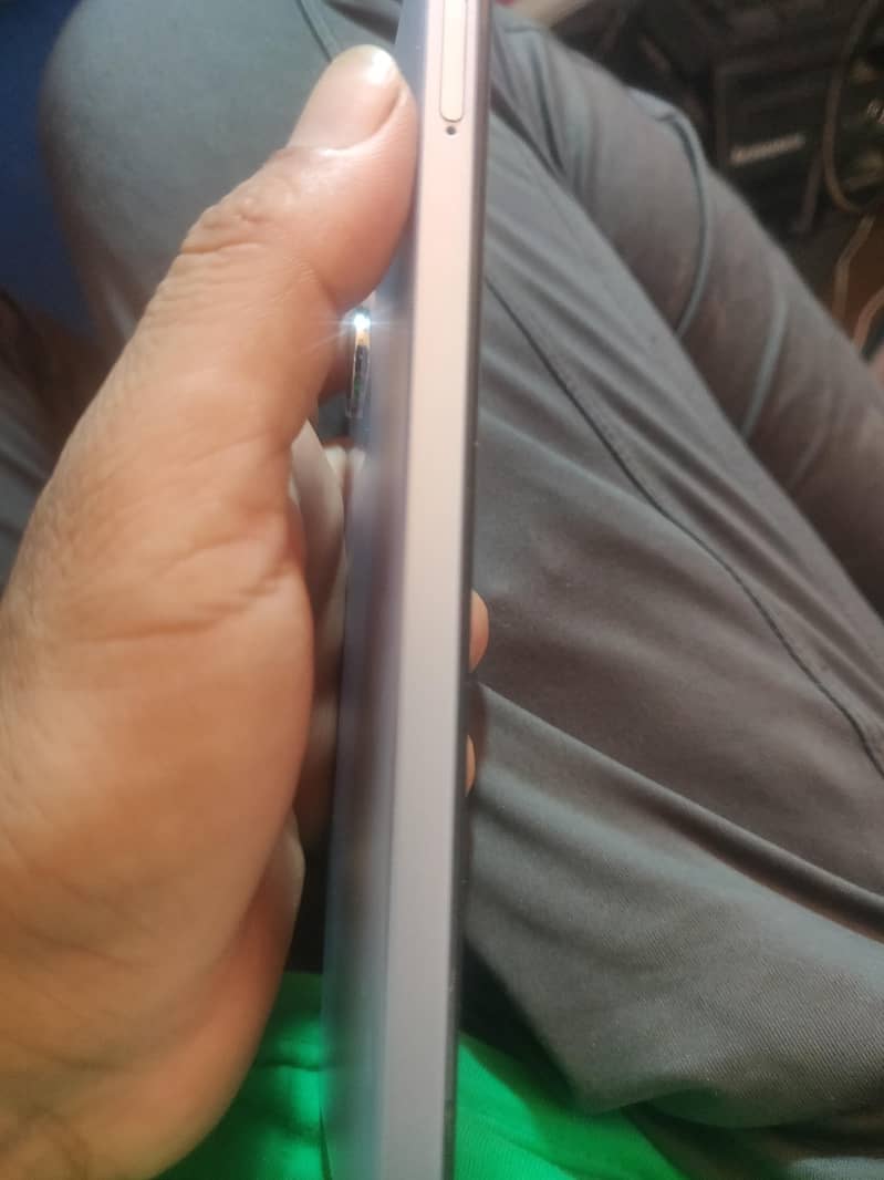 Realme Note 60 2