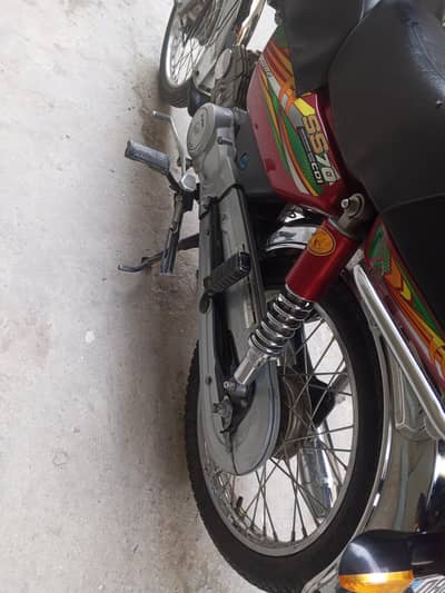 super star CD 70 good condition non accident Islamabad number