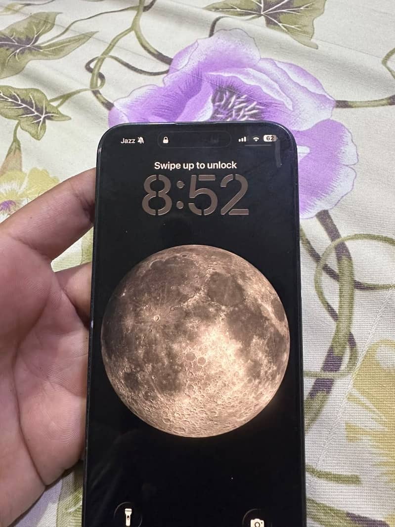 Apple iPhone 15 Pro Max 1