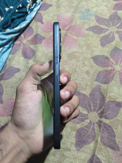 Itel  city 200