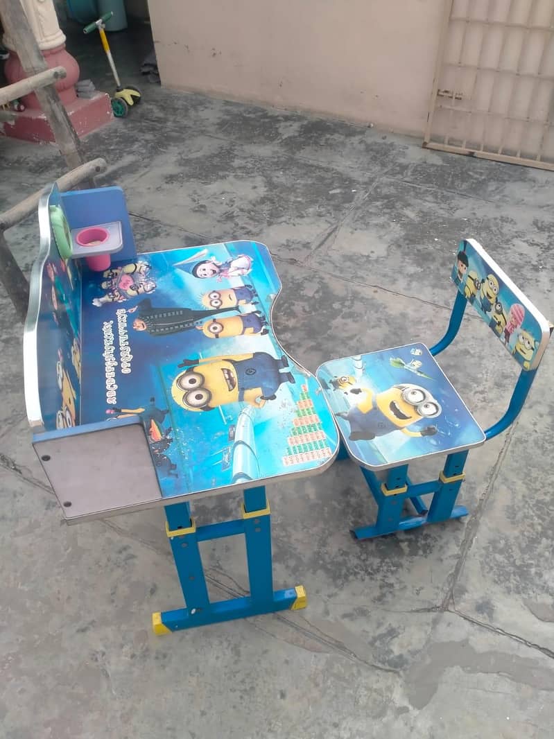 Kids study table +92 333 4689140 2