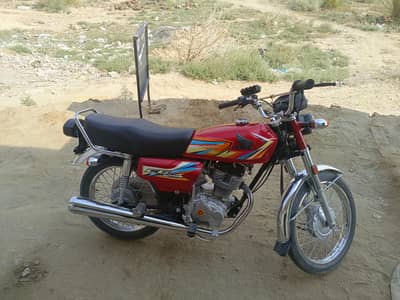 Urjent sale bike in lakki Marwat