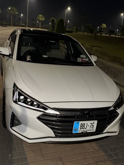 Hyundai Elantra 2023