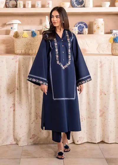 Women's embroided suits