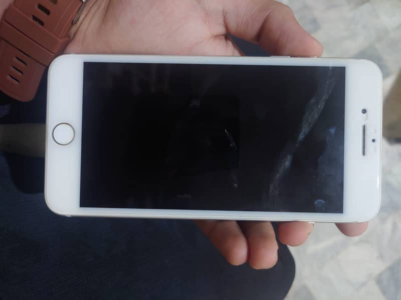 Apple iPhone 7 Plus 3