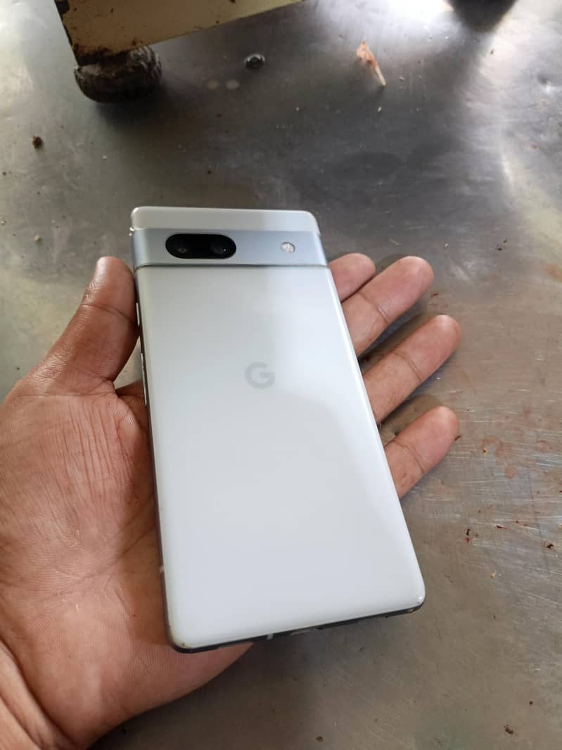 Google Pixel 7a 2
