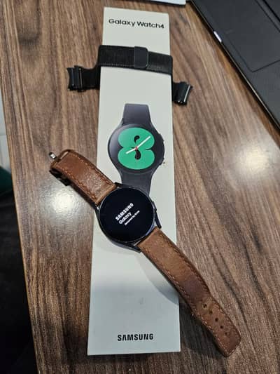 Samsung Galaxy Smart Watch 4