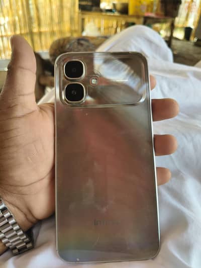 Infinix smart 20.4. 128