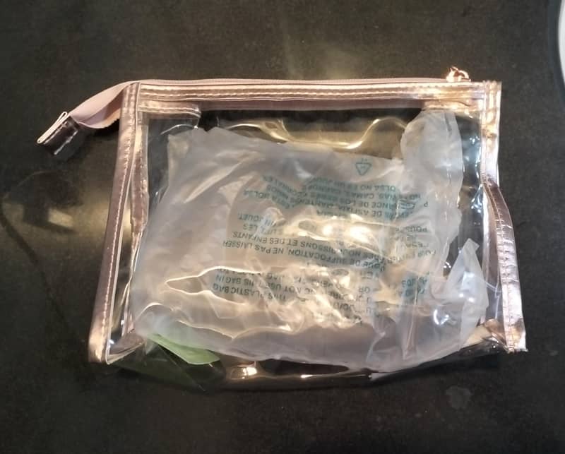 Pouch 0