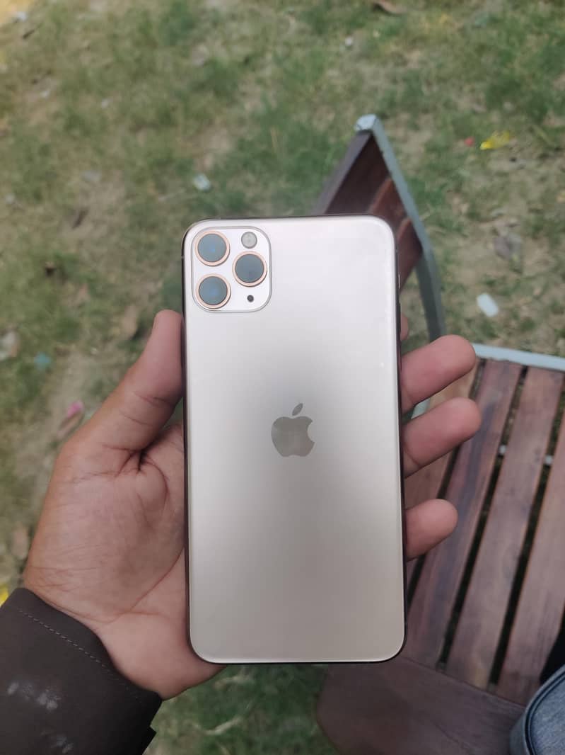 Apple iPhone 11 Pro Max 0
