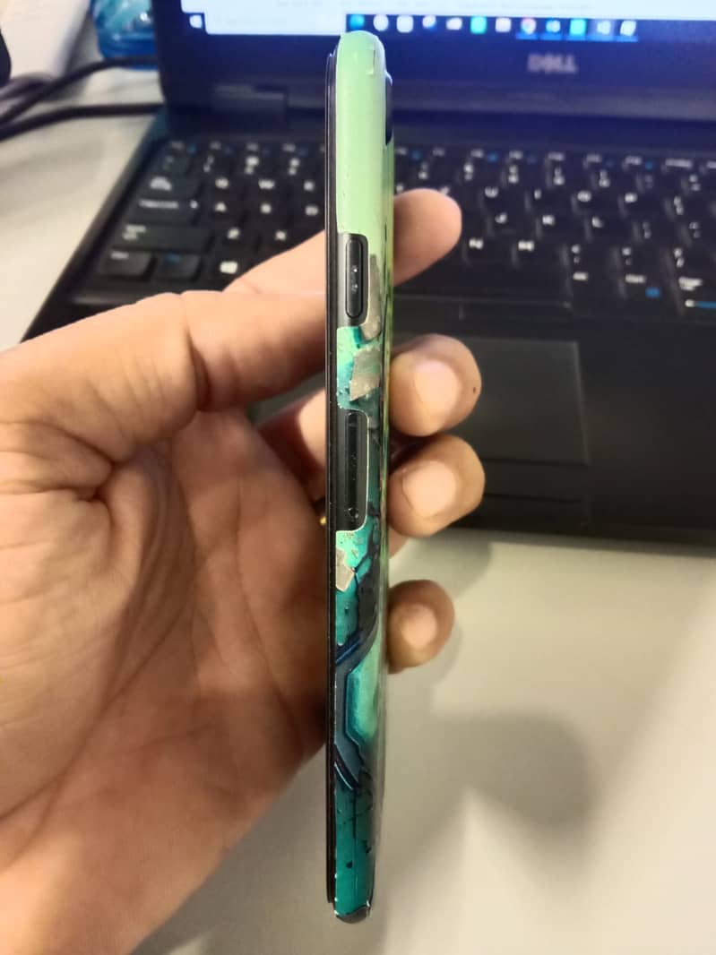Apple iPhone 7 3